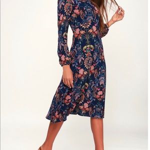 Beautiful blue floral dress. Only worn twice!
